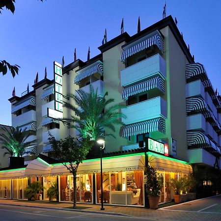 Hotel Al Prater Lignano Sabbiadoro Bagian luar foto