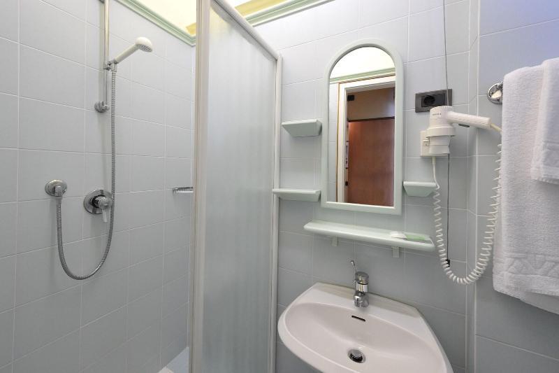 Hotel Al Prater Lignano Sabbiadoro Bagian luar foto