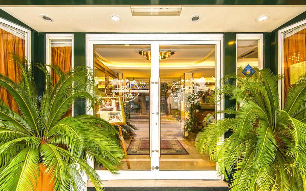Hotel Al Prater Lignano Sabbiadoro Bagian luar foto
