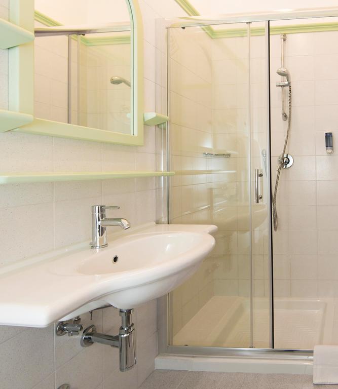 Hotel Al Prater Lignano Sabbiadoro Bagian luar foto